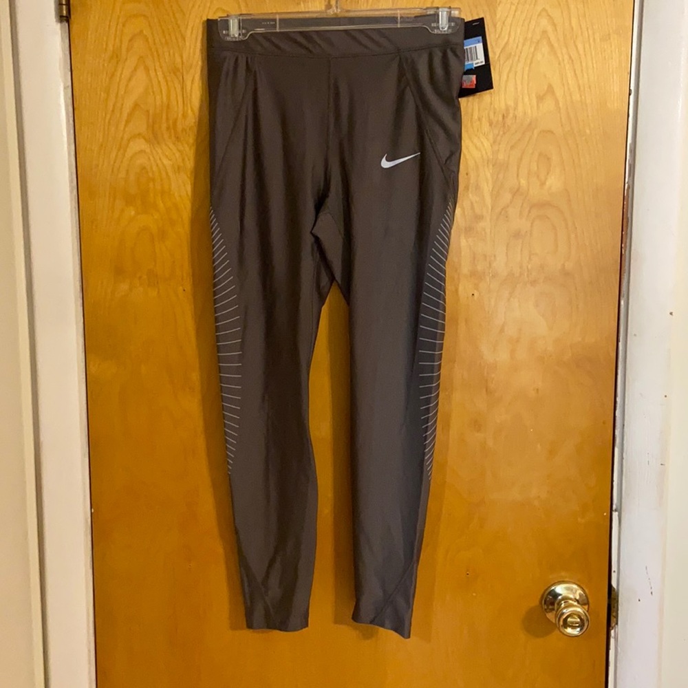 NIKE LEGGINGS 7/8 LENGTH